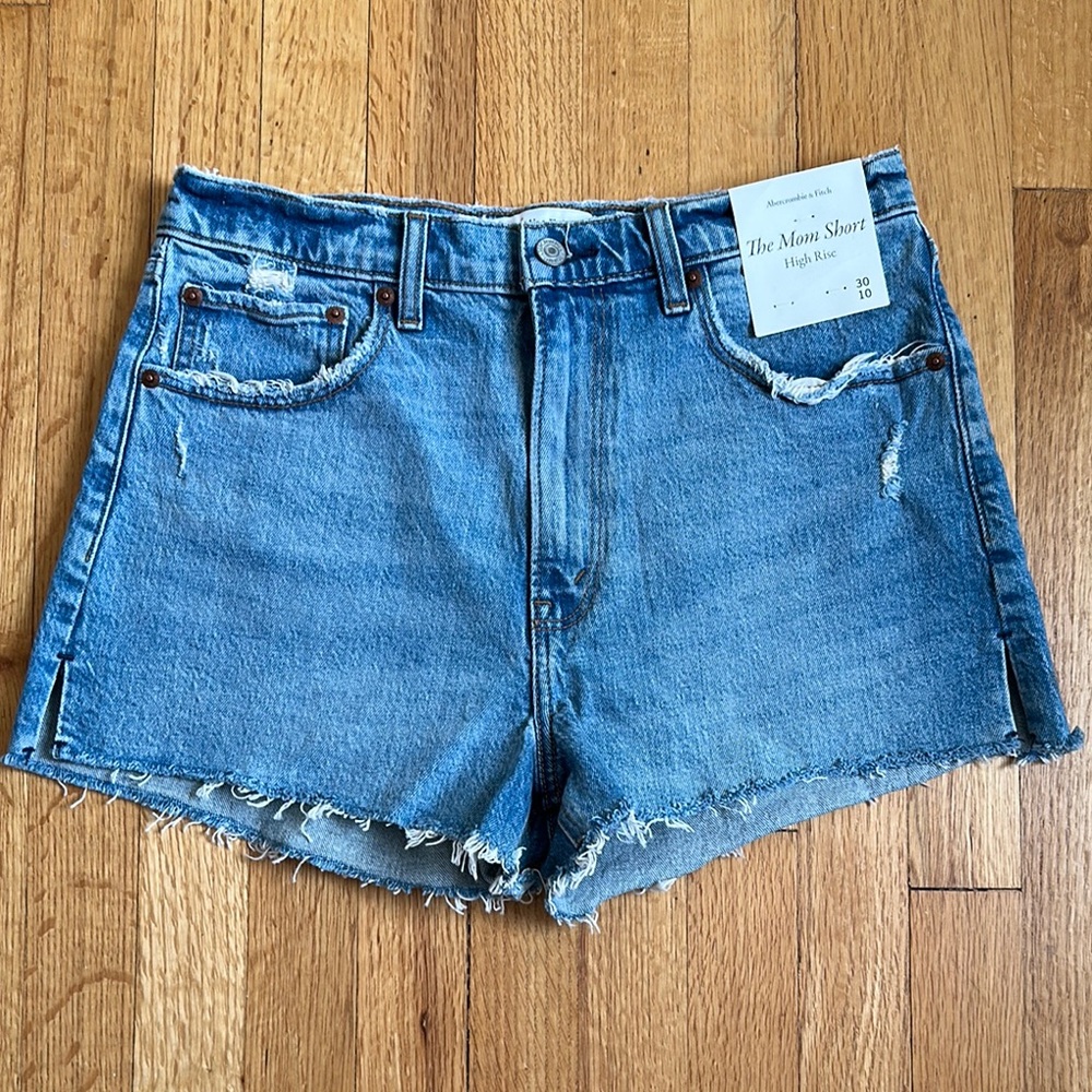 The Mom Short High Rise Denim Shorts - Light Blue